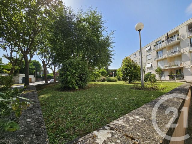 Appartement F2 à vendre - 2 pièces - 45.71 m2 - ST MAUR DES FOSSES - 94 - ILE-DE-FRANCE - Century 21 Les Clés Du Parc