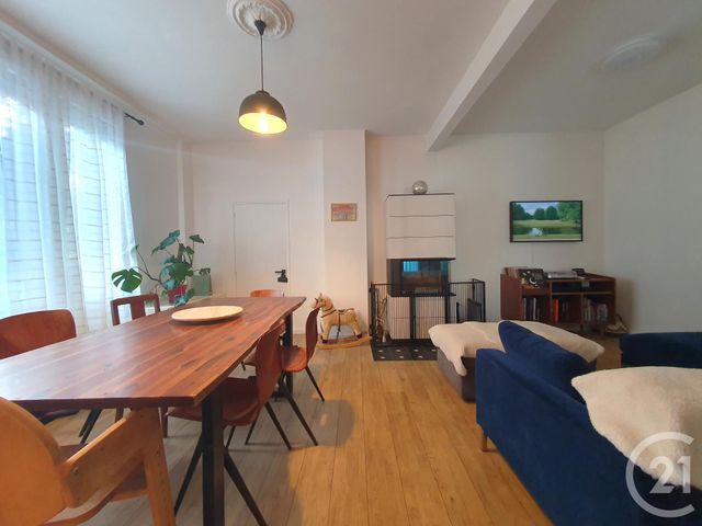 Appartement F4 à vendre - 4 pièces - 98.2 m2 - ST MAUR DES FOSSES - 94 - ILE-DE-FRANCE - Century 21 Les Clés Du Parc