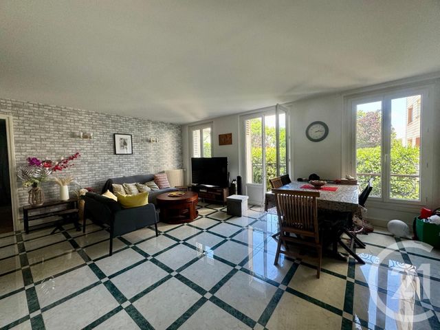 Appartement F4 à vendre - 3 pièces - 91.32 m2 - ST MAUR DES FOSSES - 94 - ILE-DE-FRANCE - Century 21 Les Clés Du Parc