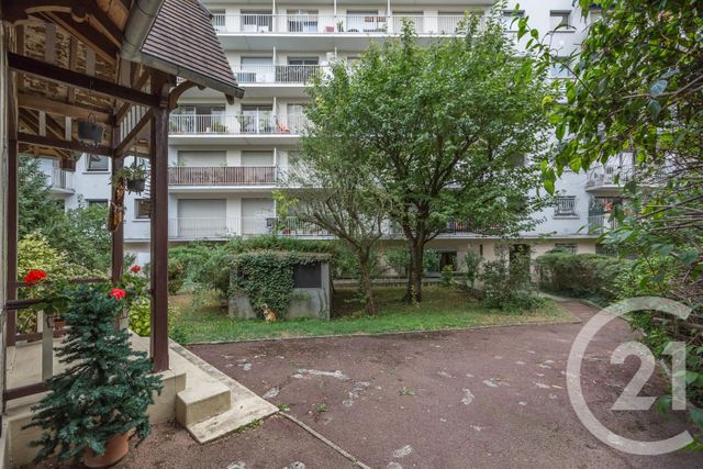 Appartement F2 à vendre ST MAUR DES FOSSES