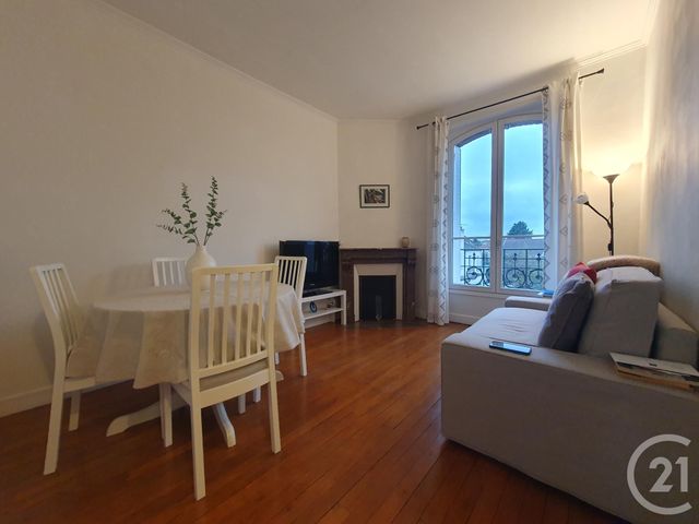 Appartement F2 à vendre - 2 pièces - 36.57 m2 - LA VARENNE ST HILAIRE - 94 - ILE-DE-FRANCE - Century 21 Les Clés Du Parc